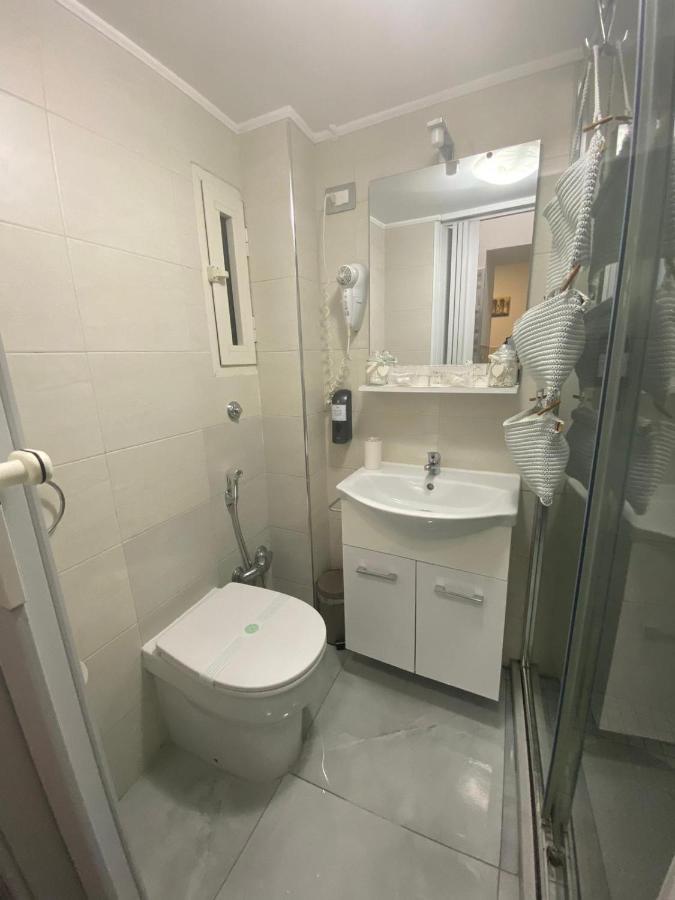 B&B House Napoli Cavour Luaran gambar